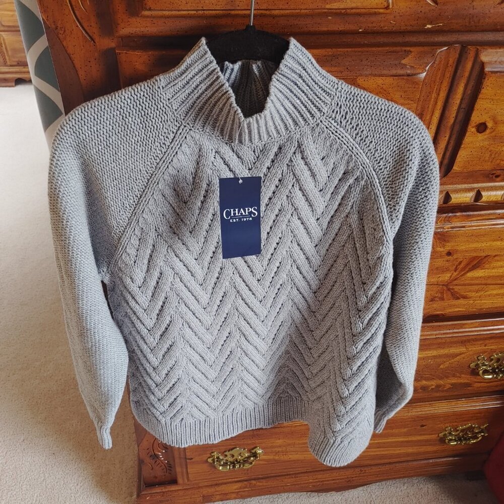 NWT GRAY CHAPS WOMEN'S CABLE KNIT SWEATER WITH SPARKLE